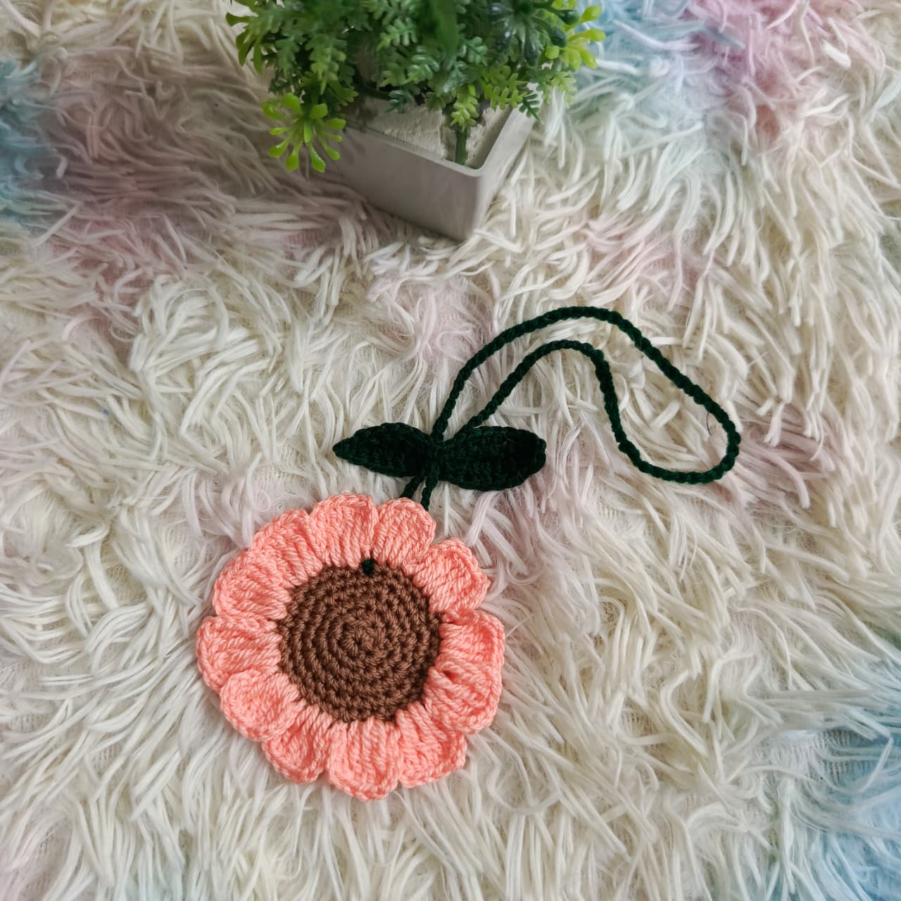 Flower Charm 🌸 alternate view