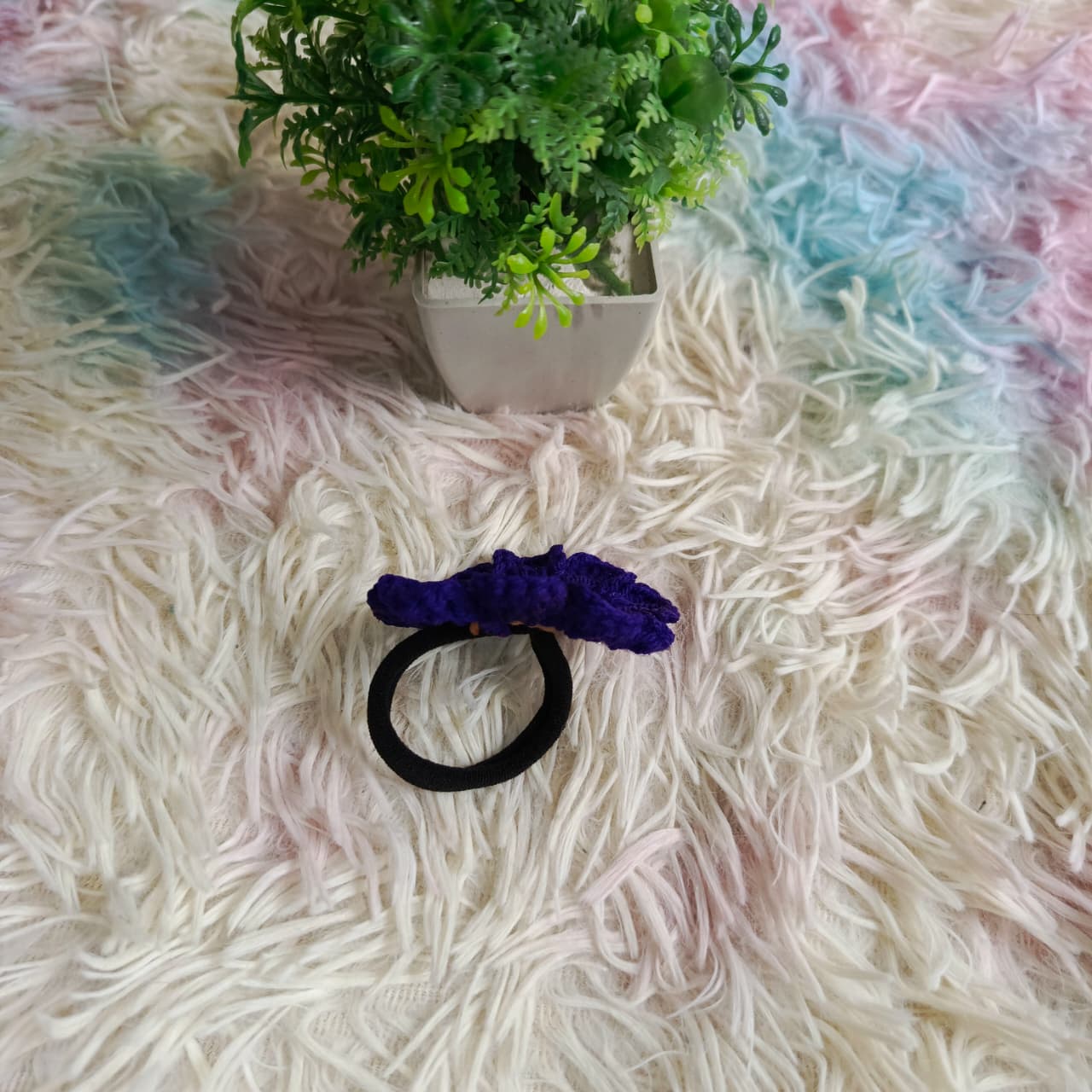Flower Hair Tie photo 4 — handmade crochet by Bloom Corner, Karachi