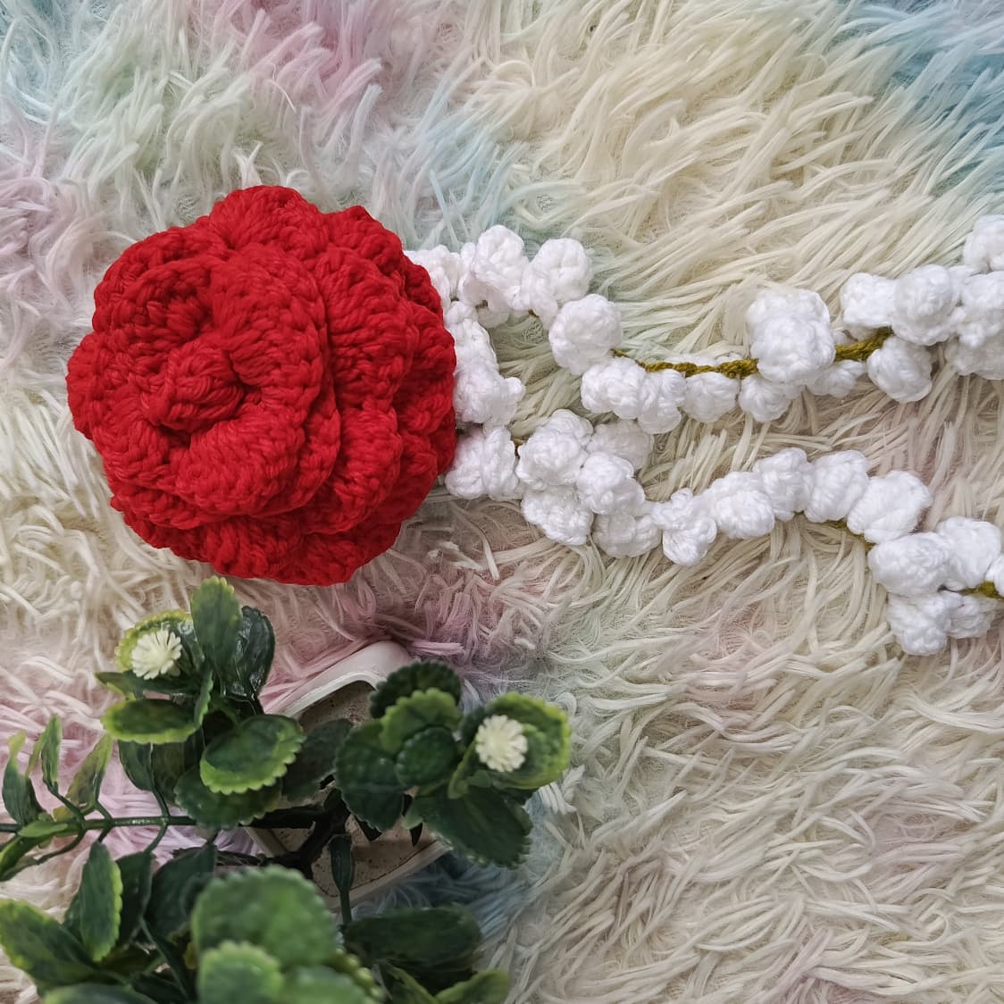Rose Hair Gajra photo 3 — handmade crochet by Bloom Corner, Karachi