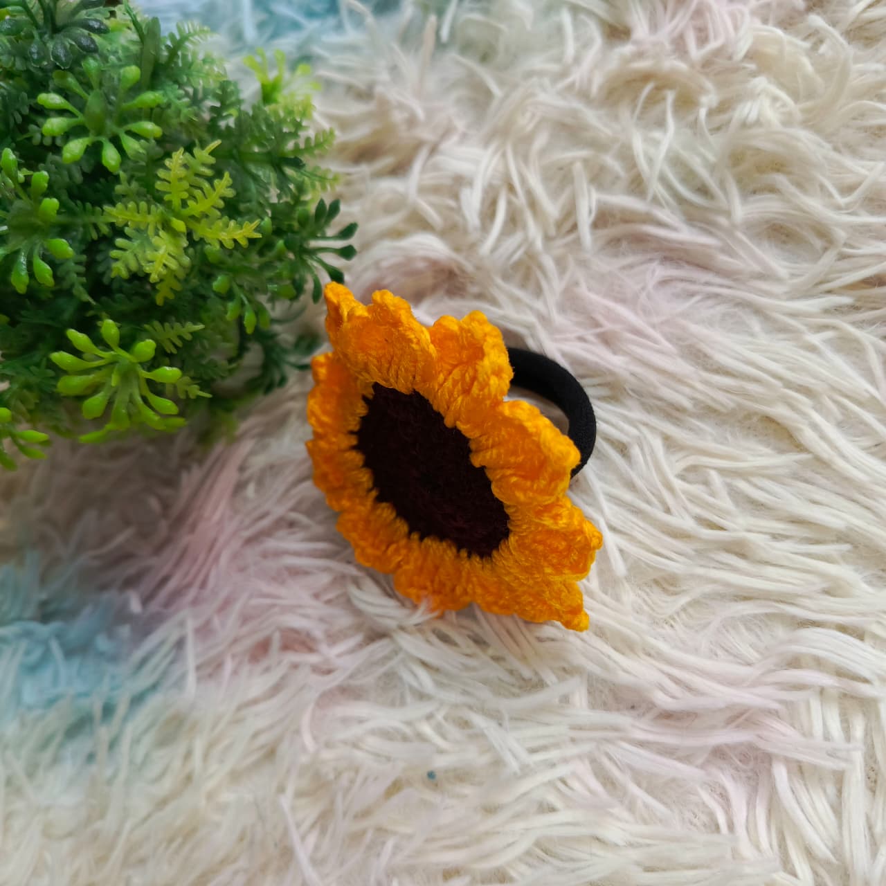 Sunflower Hair Tie 🌻 alternate view