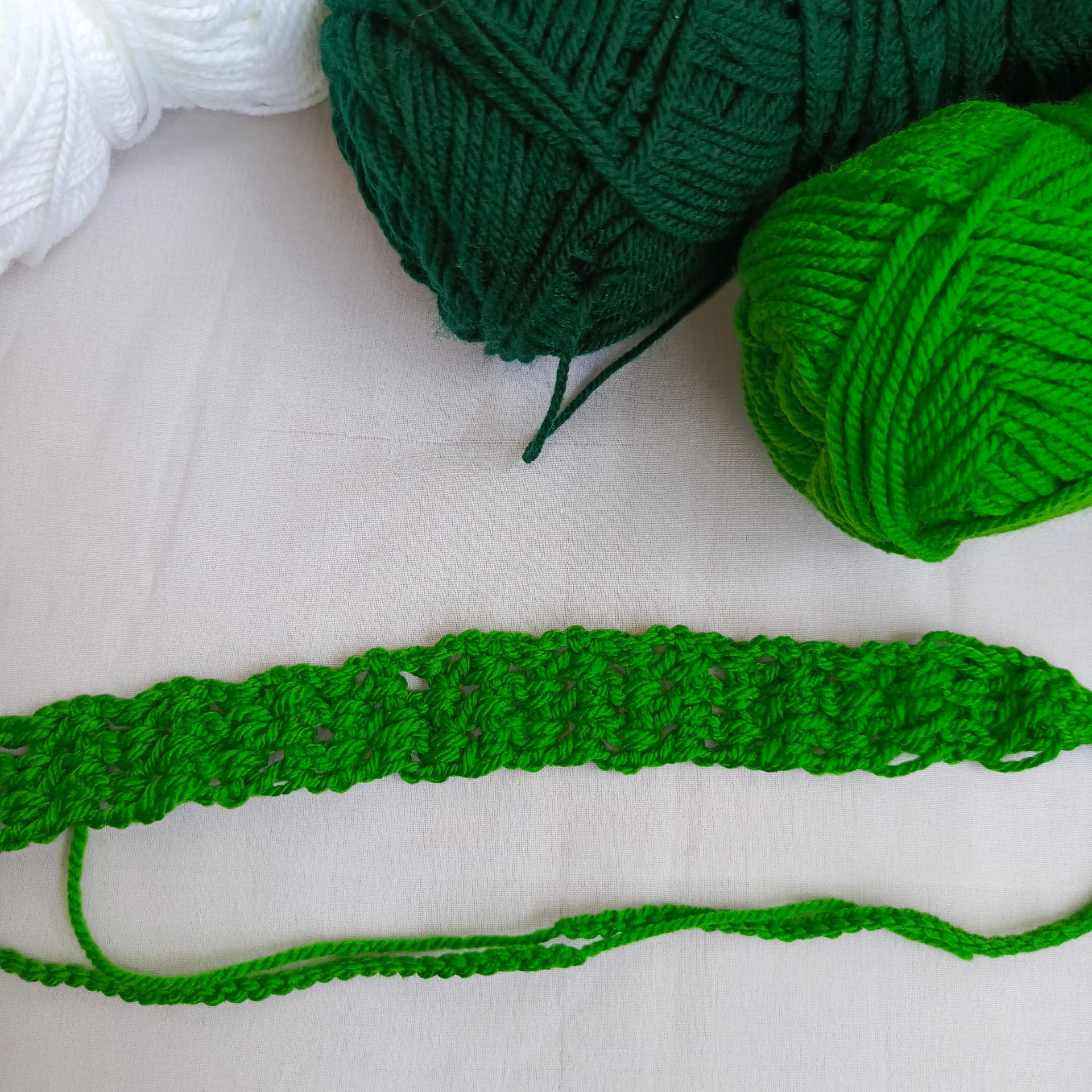 Mesh Head Band 💚 alternate view