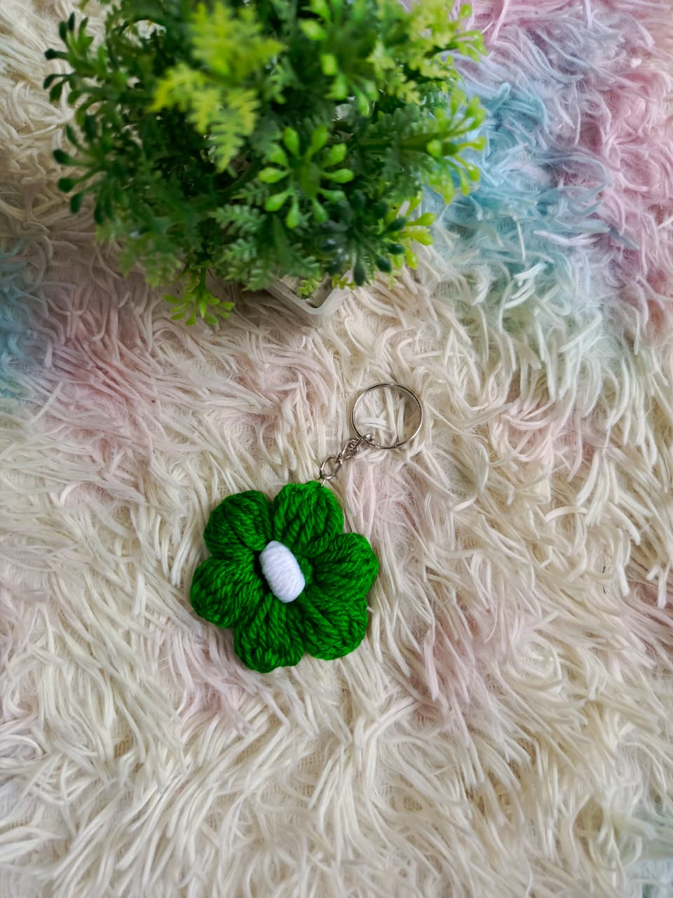 Puff Flower Keychain 🍀 alternate view