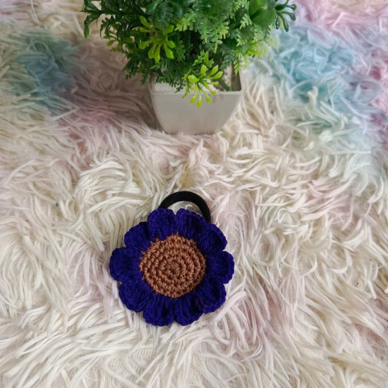 Flower Hair Tie 💜 alternate view