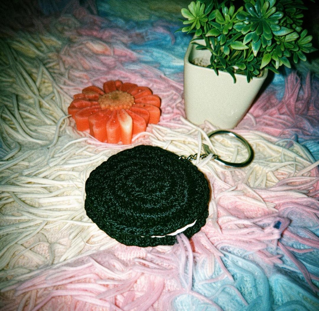 Oreo Keychain 🖤