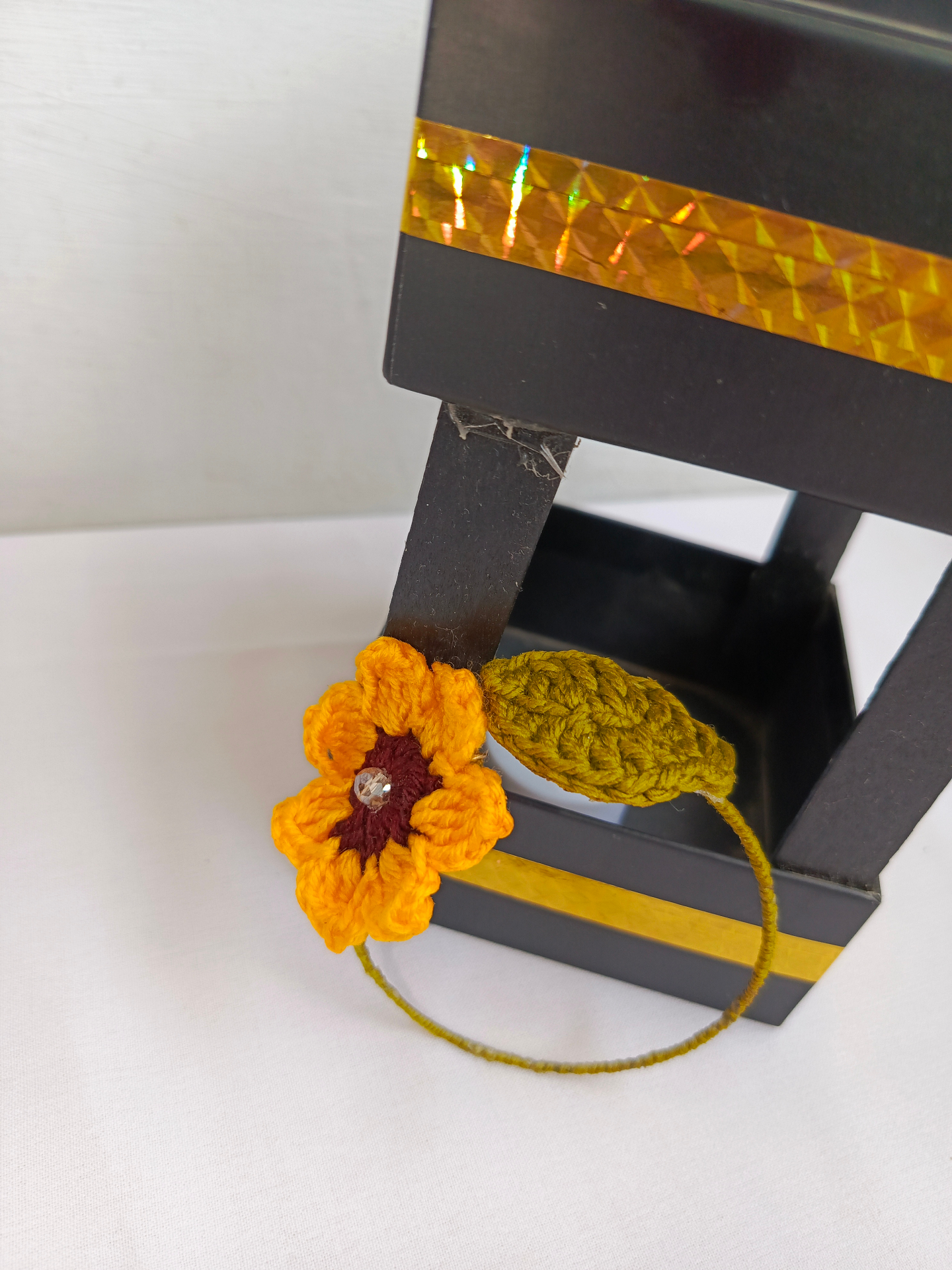 Sunflower Handcuff 🌻 alternate view